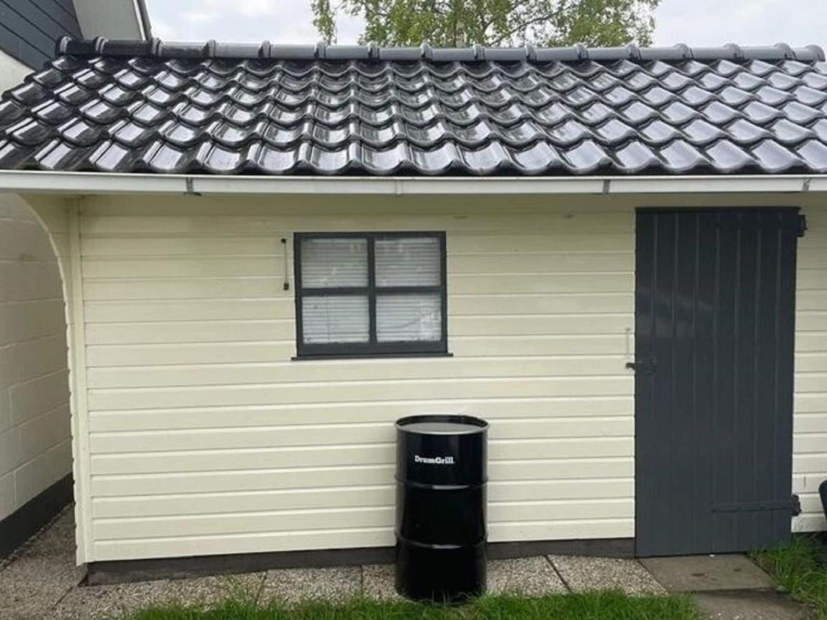 Waterfront Holiday Home With Jetty Boornzwaag over de Wielen Exterior photo